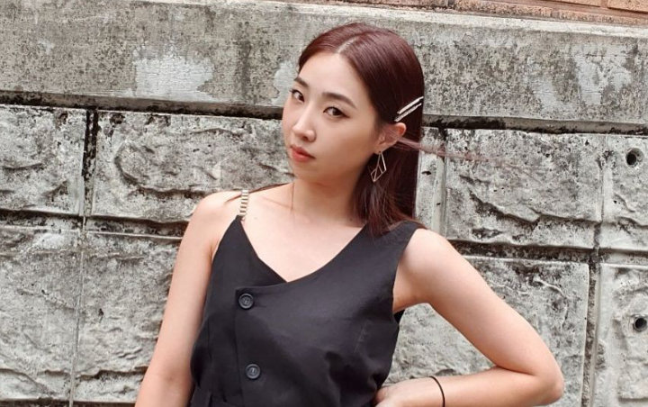 Minzy Mantan 2NE1 Nangis Dikala Siaran Live, Akui Sedang Natural Masa Susah