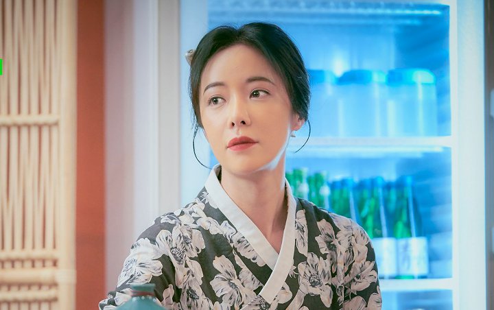 Hwang Jung Eum Ucap Karakternya di Mystic Pop Up Bar Punya Banyak Pesona Menarik, Apa Saja? Hwang Jung Eum Ucap Karakternya di Mystic Pop Up Bar Punya Banyak Pesona Menarik, Apa Saja?