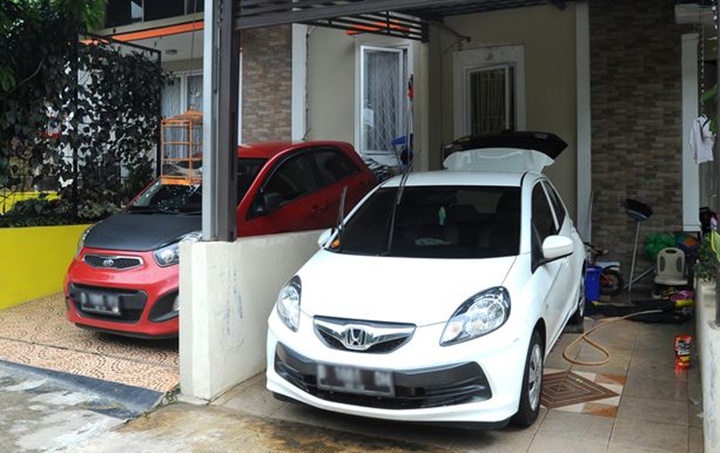Parkir Kendaraan Di Tempat Aman