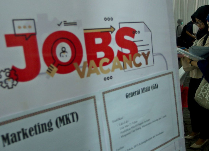 Bagi Lulusan Baru, Manfaatkan Fasilitas Kampus