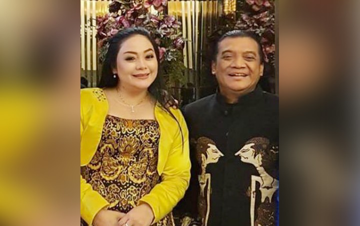 Beda Usia 15 Tahun Kisah Cinta Mendiang Didi Kempot dan Beda Usia 15 Tahun Kisah Cinta Mendiang Didi Kempot dan