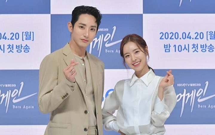 Lee Soo Hyuk dan Jin Se Yeon Ciuman di 'Born Again', Fans Ramai ...