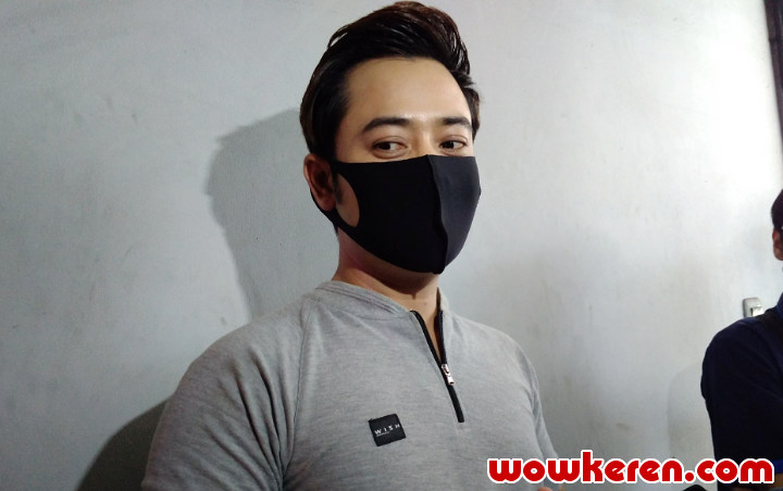 Kriss Hatta Beri tanggapan soal pernikahan Zaskia Gotik