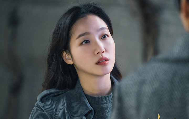 Kim Go Eun Berubah Drastis Jadi Penjahat, Kesanggupan Akting Dipuji Staf The King: Eternal Monarch