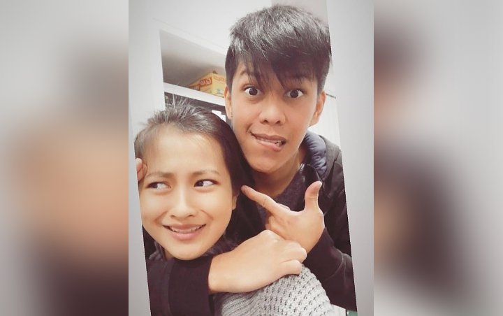  Peluk Mesra Seleb Cantik Reemar Martin, Pria Ini Diteror Netizen Indo