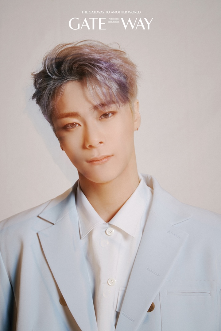 Moonbin