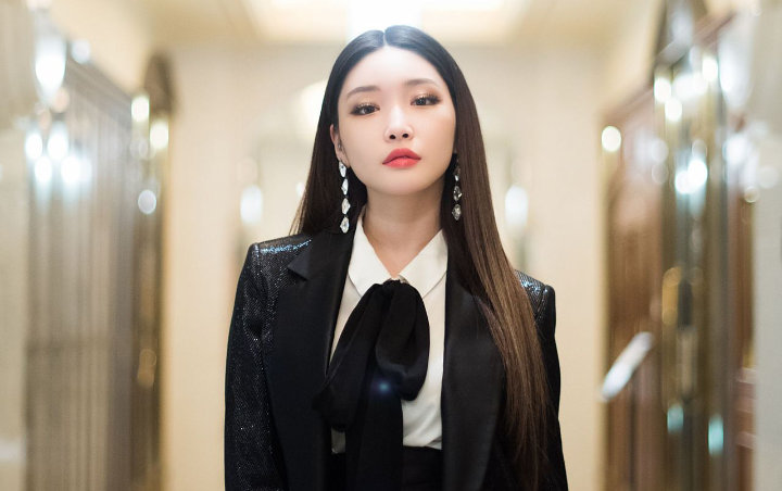 Kim Chung Ha Disebut Mirip Park Bom, Netizen Minta Jangan Kebablasan Filler Bibir