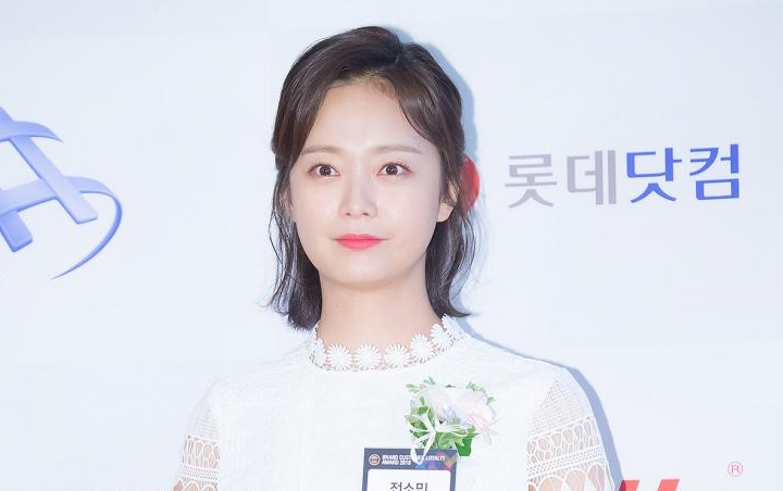 Kecantikan Alami Jeon So Min Muncul Perdana di 'Running Man' Usai Hiatus Jadi Sorotan