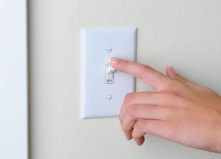 Minimalkan Pemakaian Energi Listrik