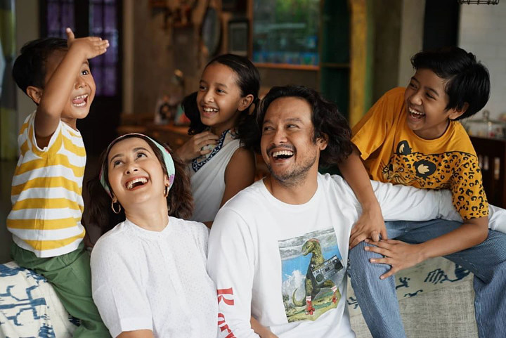 Keceriaan Anak-anak Dwi Sasono Saat Libur Lebaran