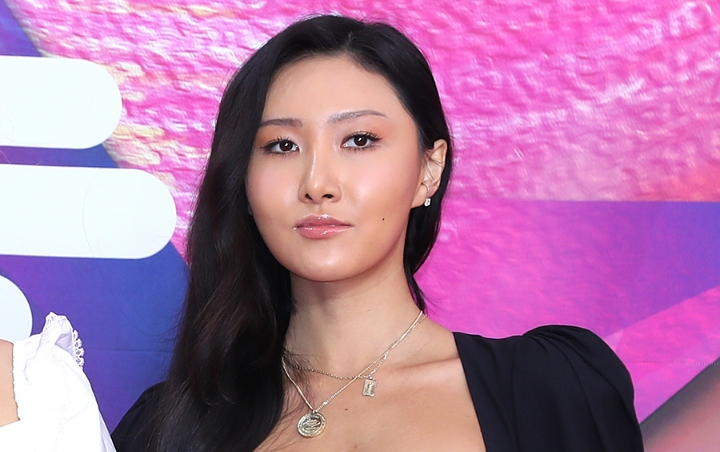 Hwasa Mamamoo Dilaporkan Bakal Segera Comeback Solo, Agensi Buka Suara