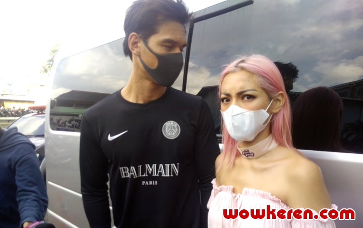 Jessica Iskandar Akui Stres Saat Pencatatan Pernikahannya Juga Harus Diundur