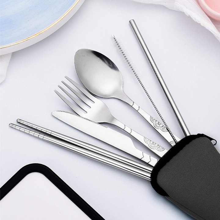 Bawa Peralatan Makan Sendiri di Sekolah atau Tempat Kerja