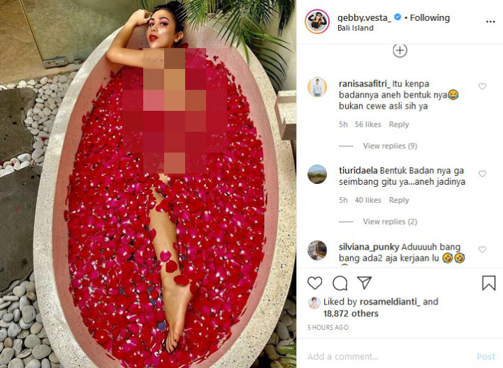 Gebby Vesta Pamer Foto Mandi Kembang, Badan Penyok Kulit Belang Bekas Editan Belum Tuntas