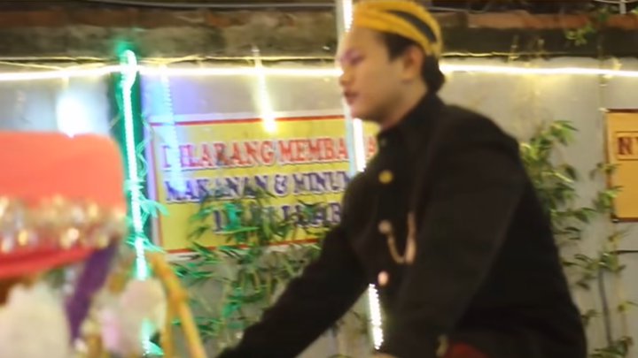 Sosok Tukang Becak Kekeyi