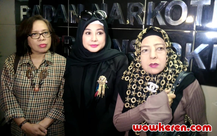Ibunda Meninggal Dunia, Sandy Tumiwa Masih Mendekam Di Penjara