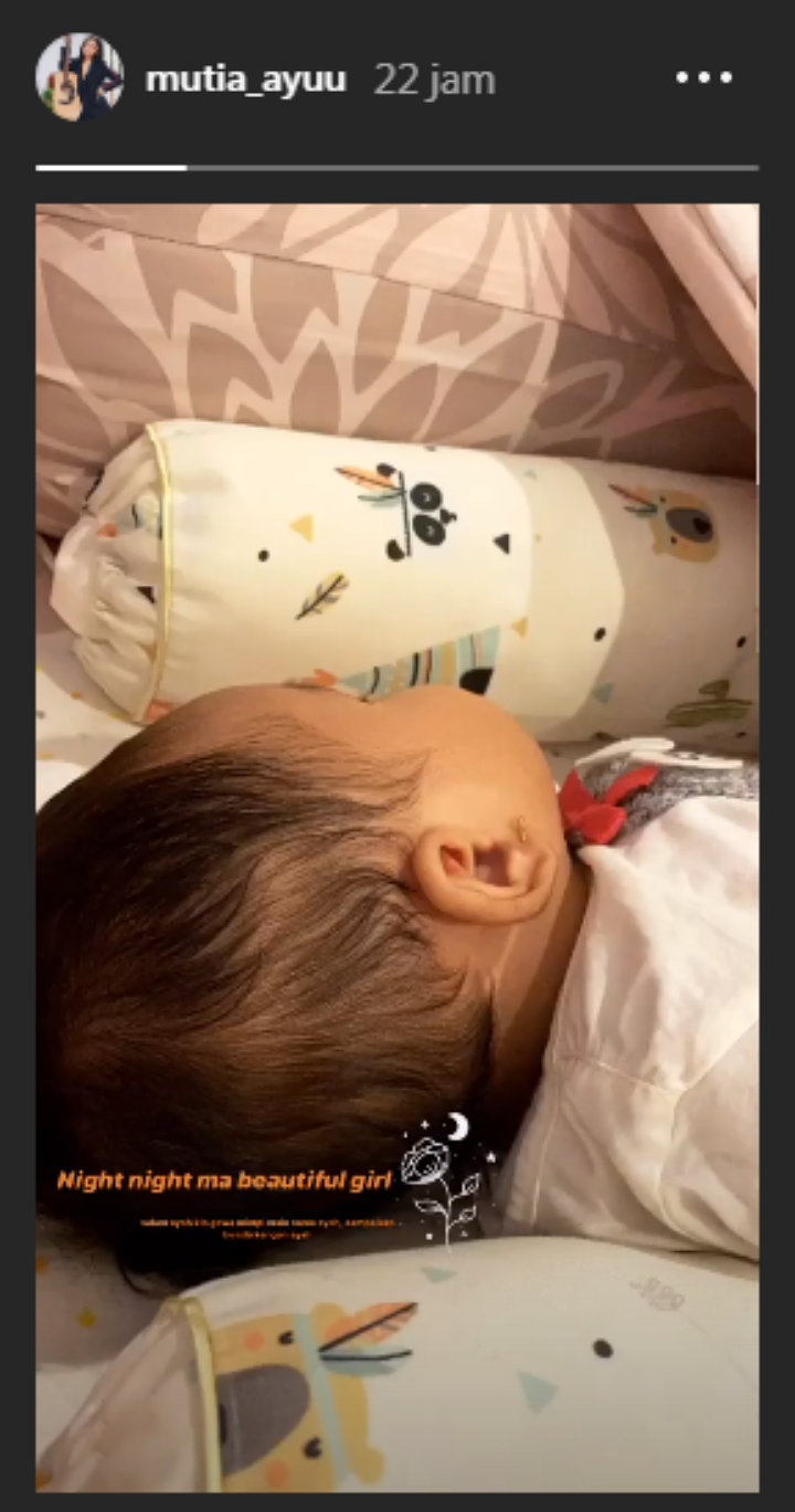 Mutia Ayu Titip Rindu pada Glenn Fredly Lewat Bayi Gewa