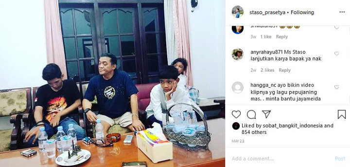 Potret Didi Kempot dan Anak-Anak Istri Kedua