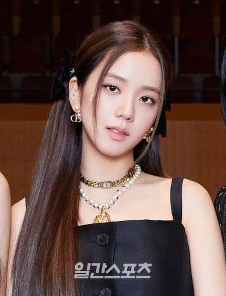 Paras Cantik Jisoo Banjir Pujian di Jumpa Pers Online BLACKPINK