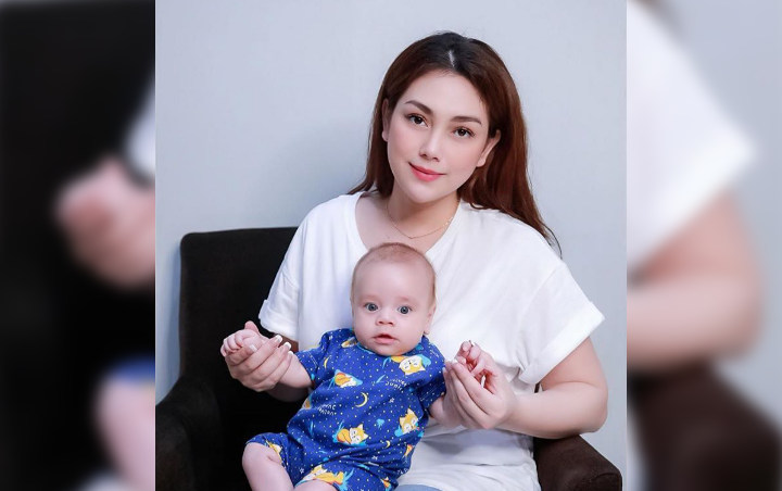 Celine Evangelista Pamer Momen Putra Bule Jadi 'Mainan' Di Keranjang Gosokan, Sukses Bikin Gemas!