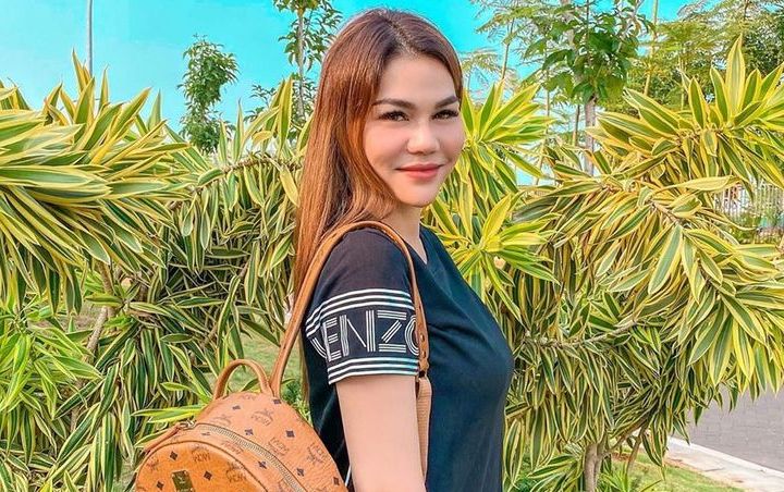 Cerai dari Pengusaha, DJ Katty Butterfly Cari Jodoh Sampai Naik ke Atas Pohon