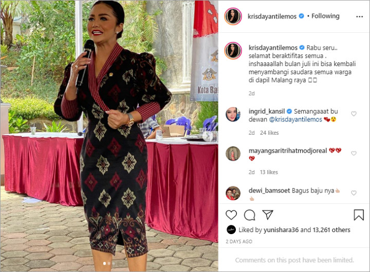 Eks Istri Emran Bagi Video \'Perempuan Sampah\', KD Pose Cantik Tak Selamati Azriel Egois?-Topik Pagi