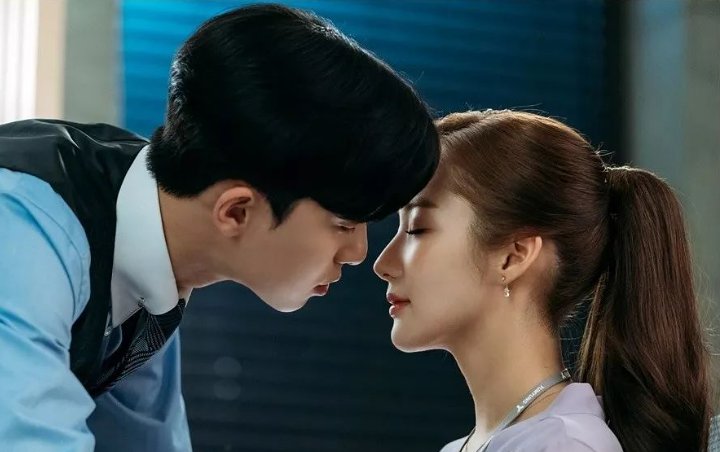 Ciuman Hot Park Seo Joon dan Park Min Young di Drama Disorot Usai Tembus 70 Juta Viewers