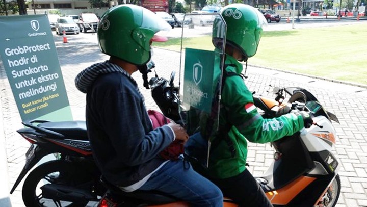 Minimalisir Berbicara Saat Naik Ojol
