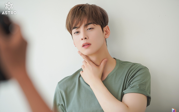 Viral Pengumuman Murid Tanggapi Rumor Cha Eunwoo Syuting 'True Beauty' di Sekolah Mereka