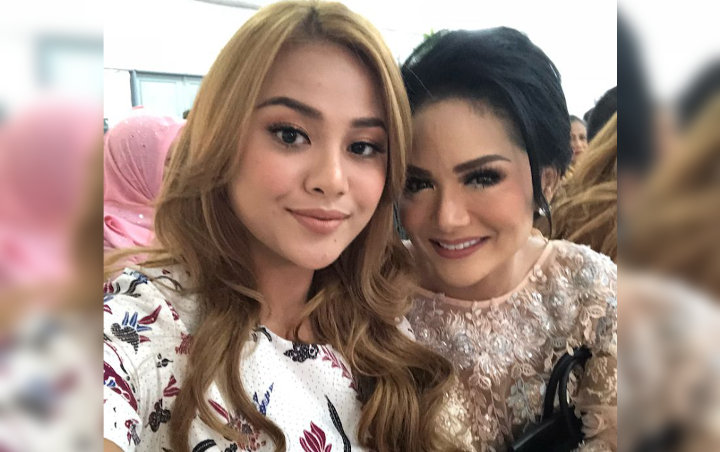Single 'Kepastian' Sukses Besar, Aurel Hermansyah Jawab Soal Dukungan Krisdayanti
