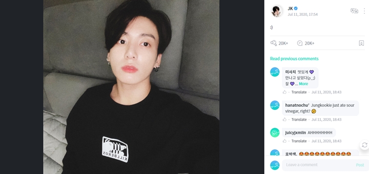 Jungkook BTS Posting Selfie Ganteng Irit Caption