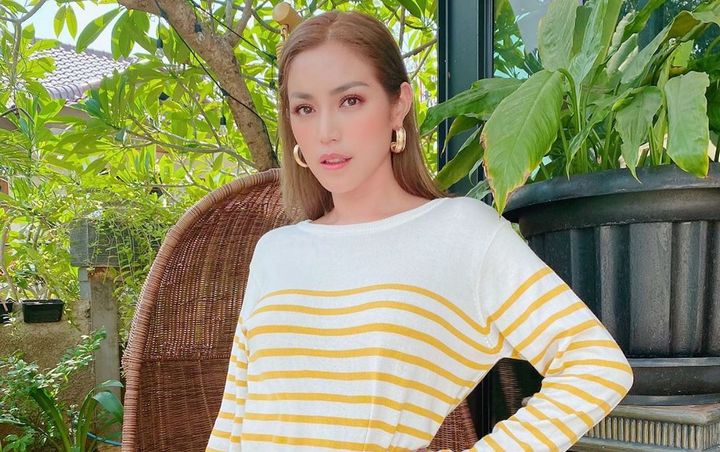 Jessica Iskandar Menangis Minta Doa Usai Divonis Idap Penyakit Kelenjar Getah Bening