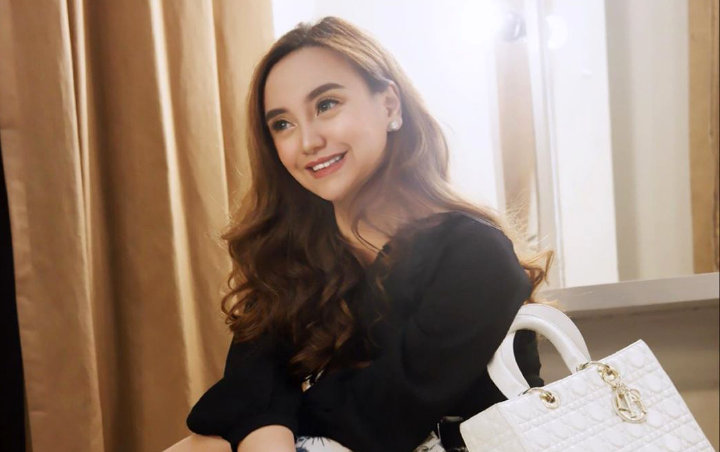 Salmafina Sunan Beri Balasan Mengejutkan Saat Pacar Bule Disindir Tua Sekaligus Cuma Numpang Hidup