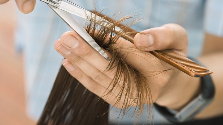 Potong Ujung Rambut Secara Berkala