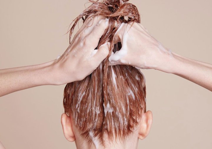 Gunakan Masker Rambut Secara Berkala