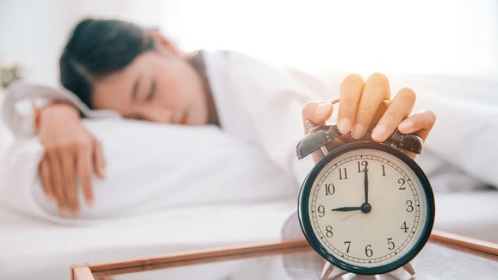 Buat Jadwal Tidur Secara Rutin