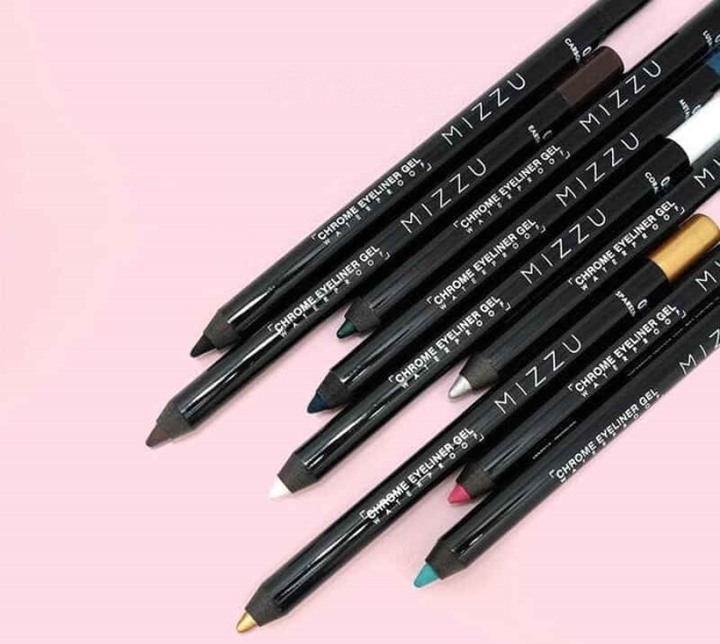 Mizzu Chrome Eyeliner Gel Carbon