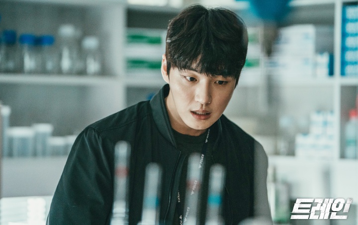 Kemampuan Akting Dipuji, Kepribadian Asli Yoon Shi Yoon di Lokasi Syuting Dibongkar Staf 'Train'