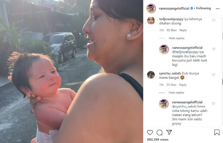 Vanessa Angel Asik Jemur Baby Gala Sky, Cara Gendong Diprotes Netizen Tak Benar