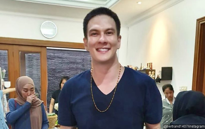 Membahas Profil Bertrand Antolin Istri Terupdate