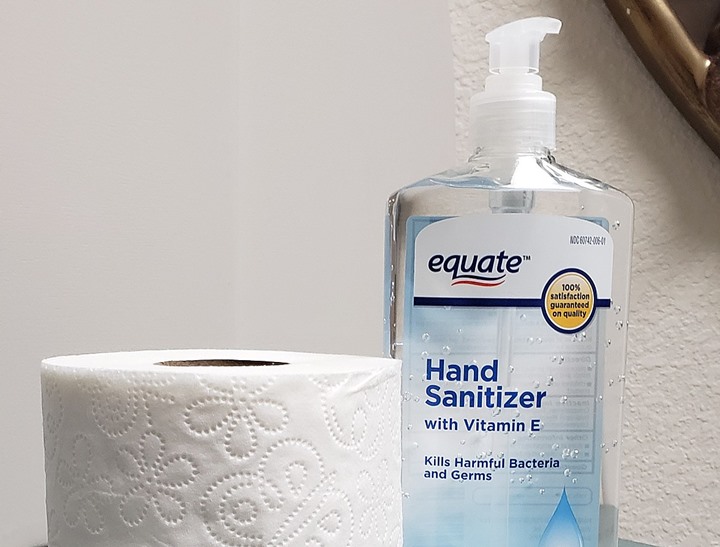 Bawa Hand Sanitizer, Tisu dan Starter Pack Lainnya