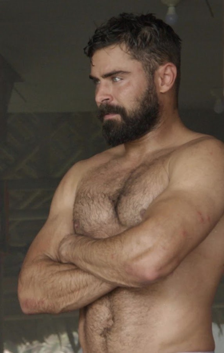 Jadi Mirip Bapak-Bapak, Transformasi Tubuh Si Ganteng Zac Efron Bikin Kaget