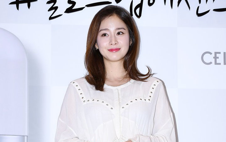 Kim Tae Hee Bak Member Girl Grup, Usung Konsep Girl Crush di Iklan Es Krim
