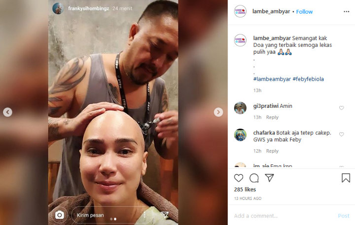 Feby Febiola Cukur Rambut Sampai Plontos