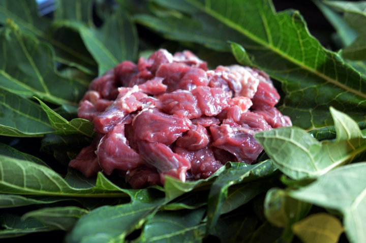 Bungkus dengan Daun Pepaya