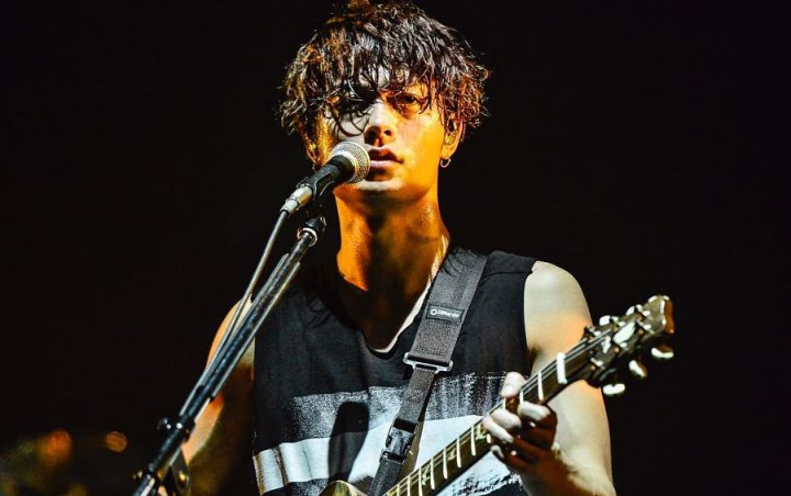 Toru Yamashita (ONE OK ROCK) positif corona