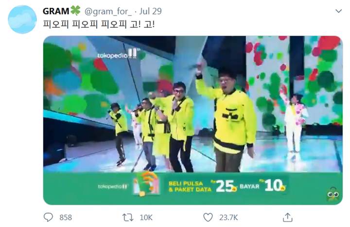 Project Pop Berterima Kasih Sambil Bagikan Finger Heart