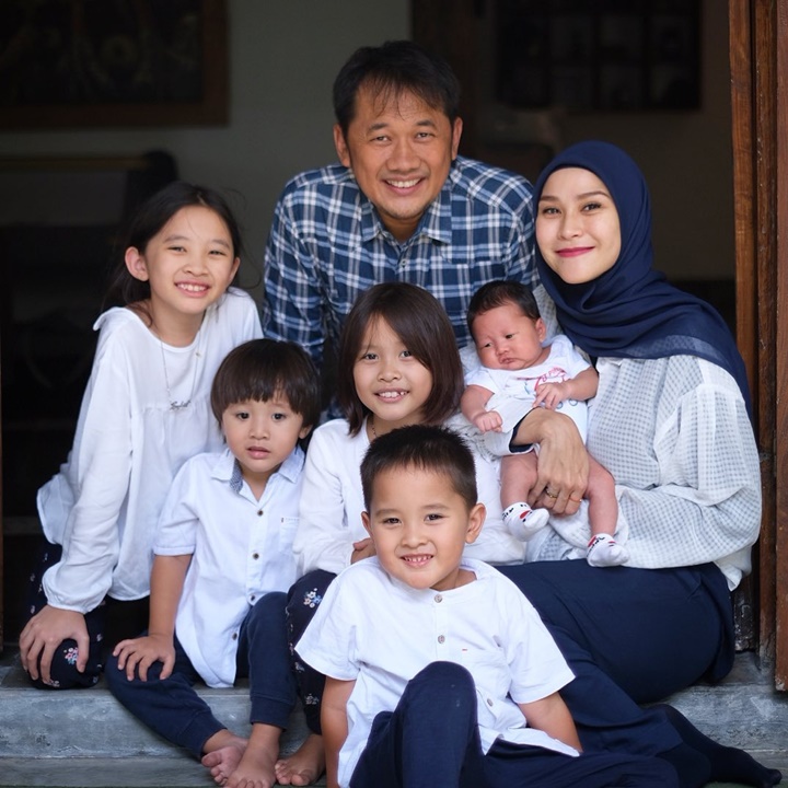 Keluarga Hanung Bramantyo