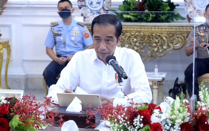 Jokowi dan Menteri 'Terciduk' Ratas Tatap Muka Tanpa Masker, Ini Penjelasan Istana
