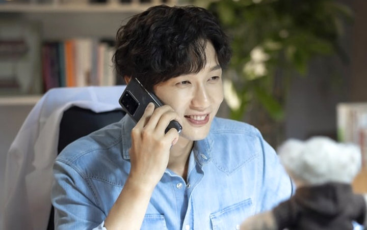 Ji Hyun Woo Beber Alasan Gabung dan Pesona Karakternya di 'Love Is Annoying But I Hate Being Lonely'
